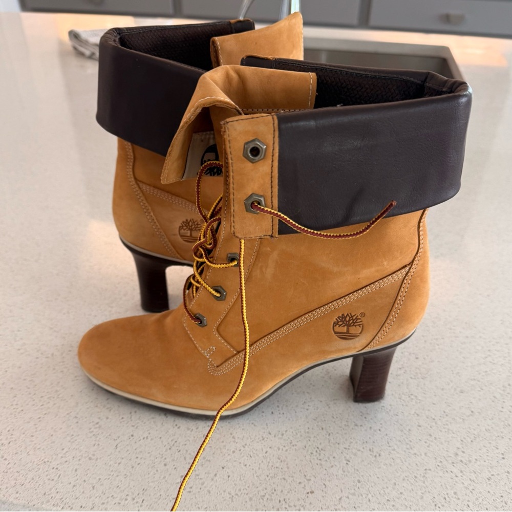 Timberland Tan and Dark Brown Lace-Up Heeled Boots